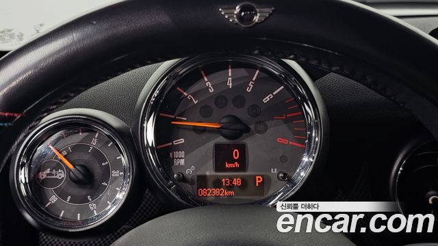 Mini Cooper Convertible 2015 — photo 8