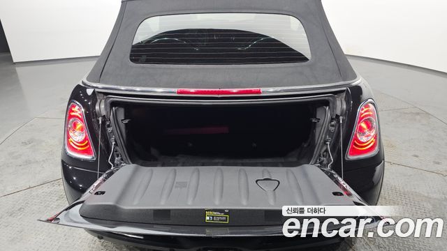 Mini Cooper Convertible 2015 — photo 20