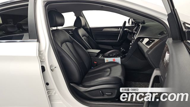 Hyundai Sonata 2019 — photo 10