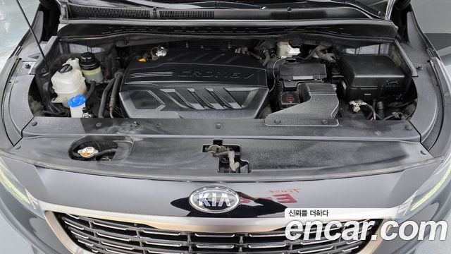 Kia Canival 2020 — photo 6