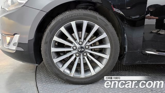 Kia K7 2013 — photo 5