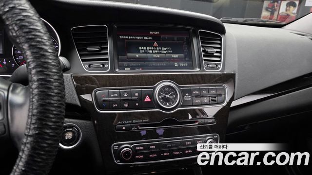 Kia K7 2013 — photo 14