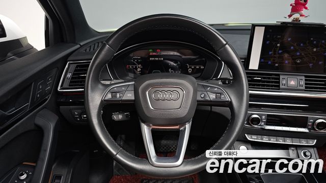 Audi Q5 2021 — photo 13
