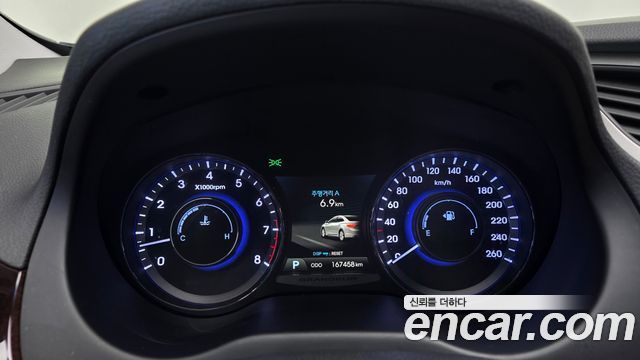 Hyundai Grandeur 2014 — photo 8