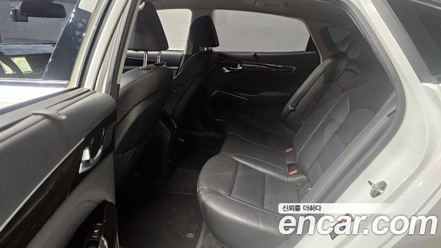 Kia K7 2019 — photo 13