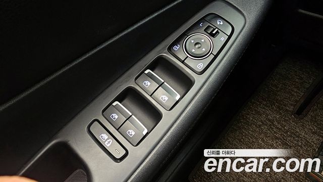 Hyundai Santafe 2021 — photo 16