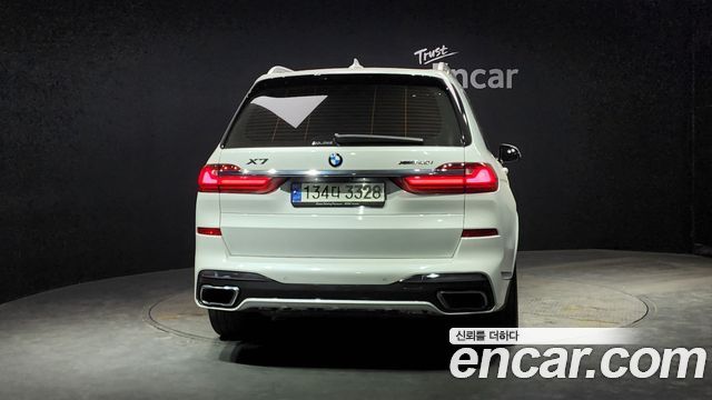 BMW X7 2021 — photo 4