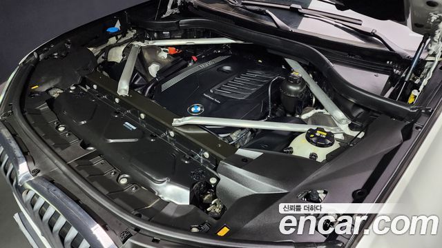 BMW X7 2021 — photo 6