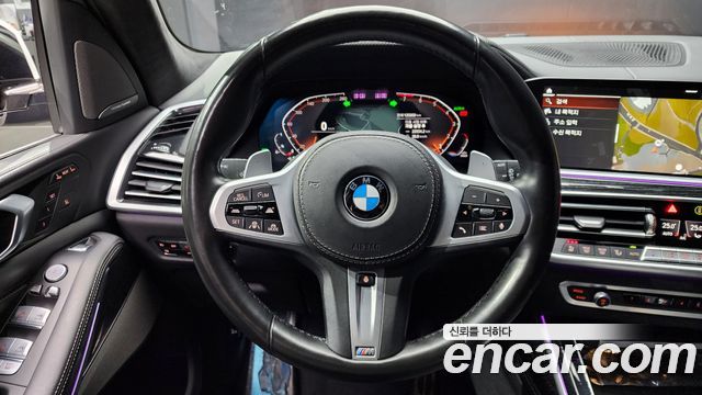 BMW X7 2021 — photo 13