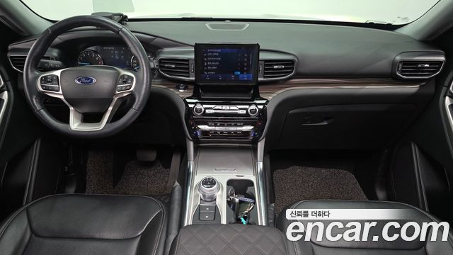 Ford Explorer 2022 — photo 7
