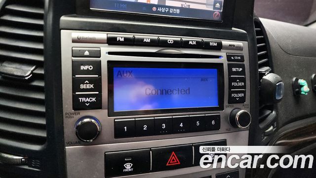 Hyundai Santafe 2011 — photo 17
