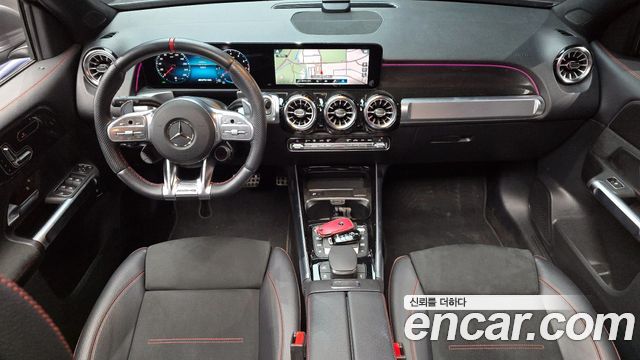Mercedes-Benz GLB-Class 2022 — photo 7