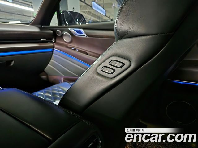 Genesis GV80 2020 — photo 20