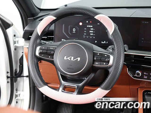 Kia K5 2025 — photo 15