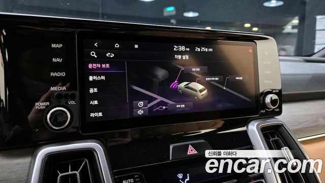 Kia Sorento 2022 — photo 16