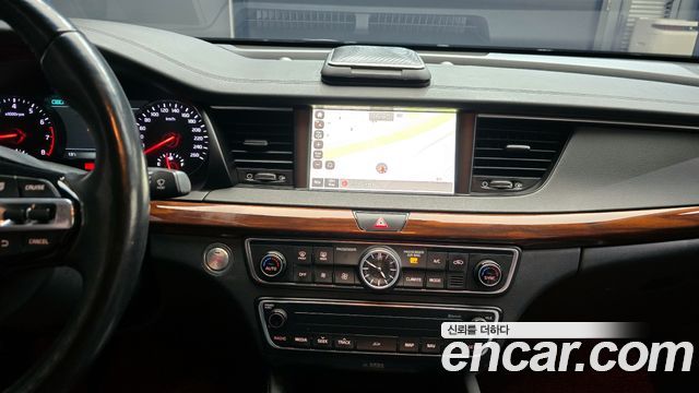 Kia K7 2017 — photo 19