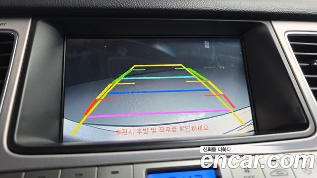 Hyundai Genesis 2012 — photo 16