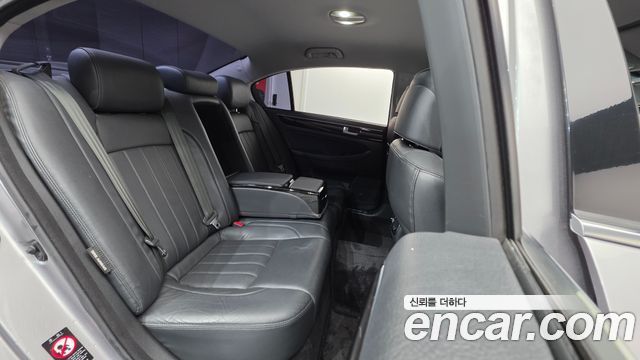 Hyundai Genesis 2012 — photo 19