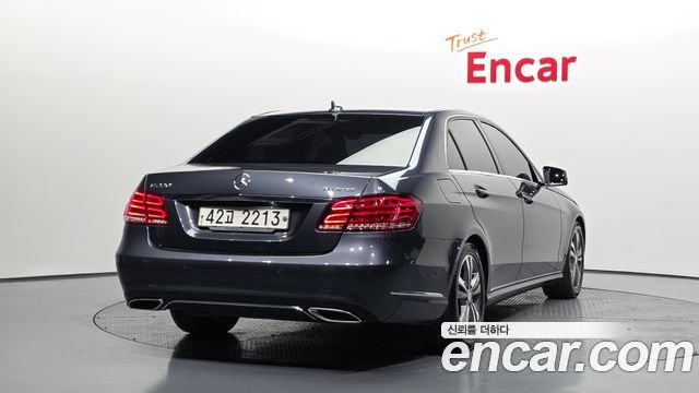 Mercedes-Benz E-Class 2015 — photo 2