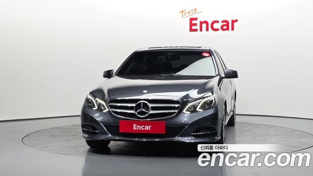 Mercedes-Benz E-Class 2015 — photo 3