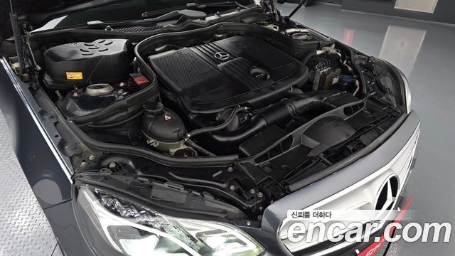 Mercedes-Benz E-Class 2015 — photo 6