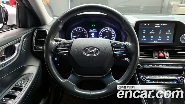 Hyundai Grandeur 2017 — photo 13