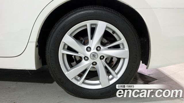 Nissan Altima 2013 — photo 5