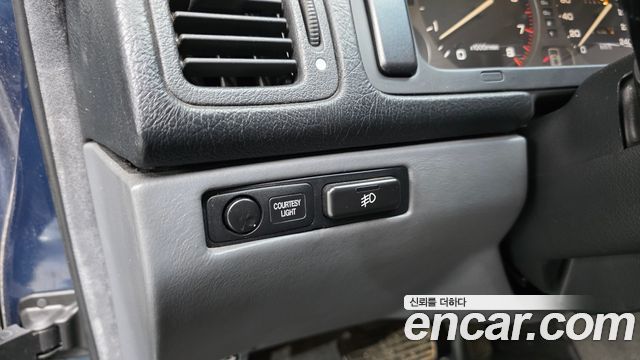 Chevrolet Korea Acadia 1999 — photo 13