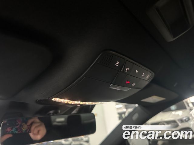 Mercedes-Benz E-Class 2023 — photo 13