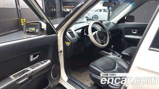 Kia Soul 2012 — photo 10