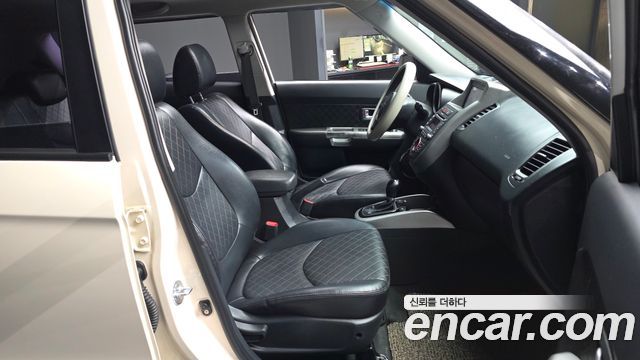 Kia Soul 2012 — photo 11