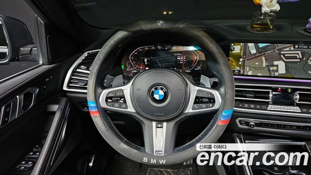 BMW X6 2022 — photo 13