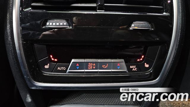 BMW X6 2022 — photo 18