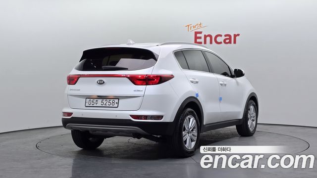 Kia Sportage 2018 — photo 2