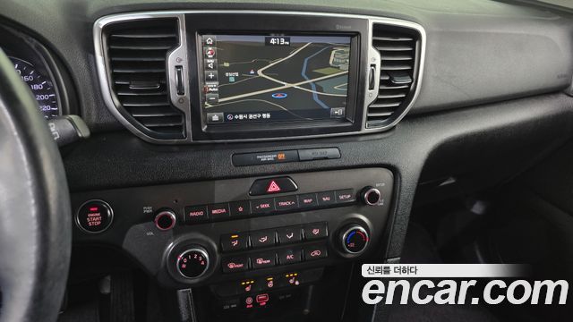 Kia Sportage 2018 — photo 14