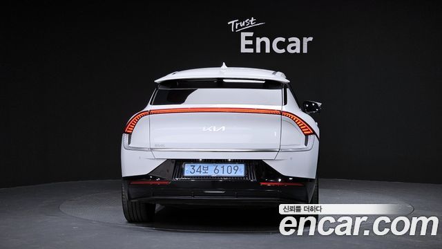 Kia EV6 2023 — photo 4