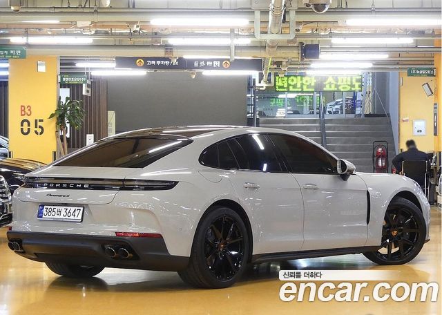Porsche Panamera 2025 — photo 2