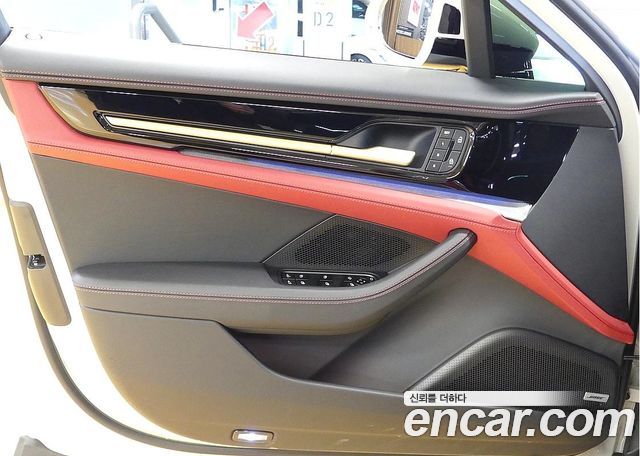 Porsche Panamera 2025 — photo 11