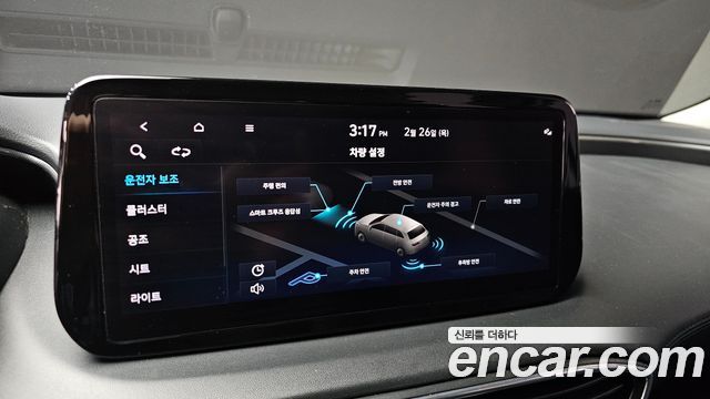 Hyundai Santafe 2021 — photo 18