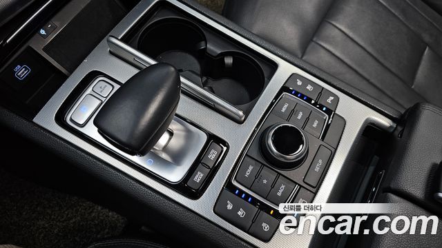 Genesis G80 2019 — photo 9