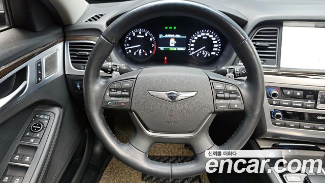 Genesis G80 2019 — photo 13