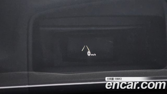 Genesis G80 2019 — photo 16