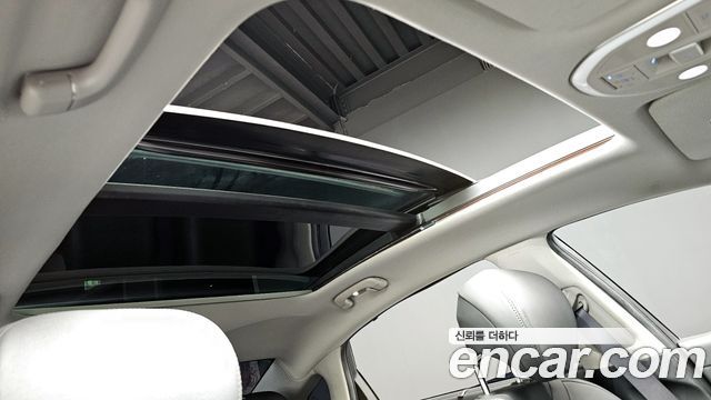 Genesis G80 2019 — photo 19