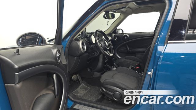Mini Countryman 2011 — photo 10
