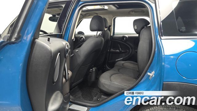 Mini Countryman 2011 — photo 13