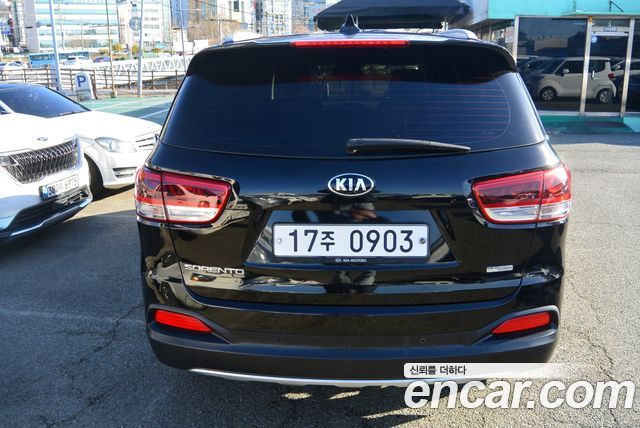 Kia Sorento 2016 — photo 4