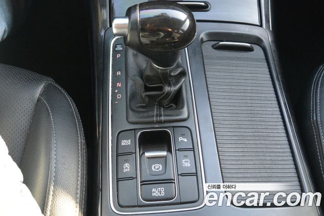 Kia Sorento 2016 — photo 9