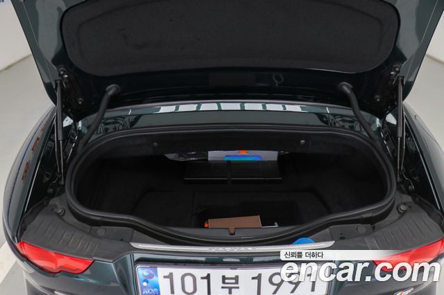 Jaguar F-TYPE 2015 — photo 17
