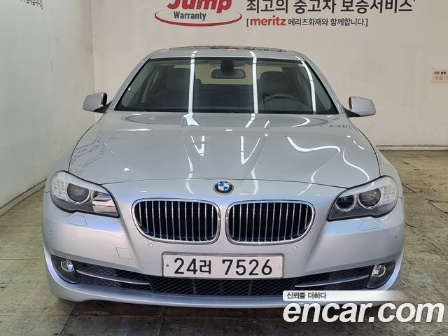 BMW 5-Series 2011 — photo 2