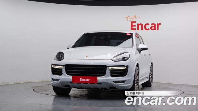 Porsche Cayenne 2016 — photo 3
